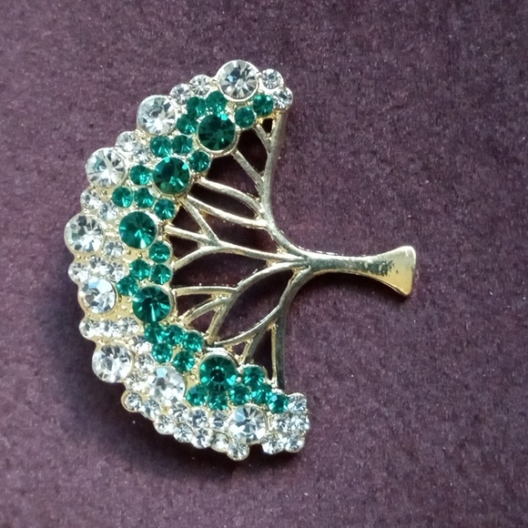 Emerald and Clear Rhinestone Tree Brooch - Picture 1 of 3